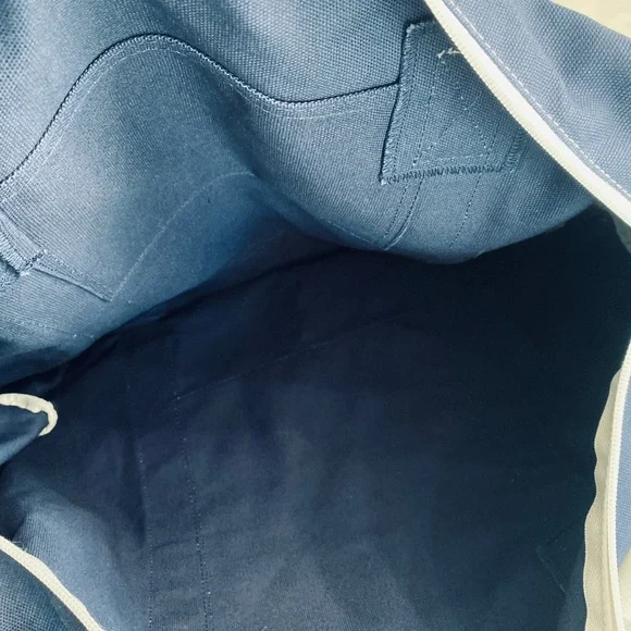 PINK Victoria's Secret Navy White Zip Tote Duffel Travel Overnight Bag Luggage - Picture 7 of 7